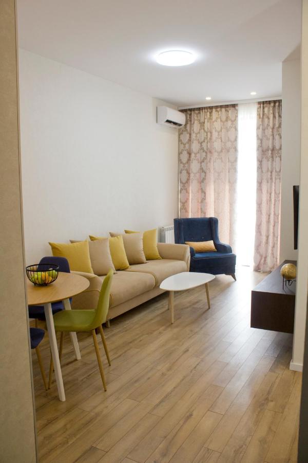 Sameba Bell, Luxury Apartment Tbilisi Luaran gambar
